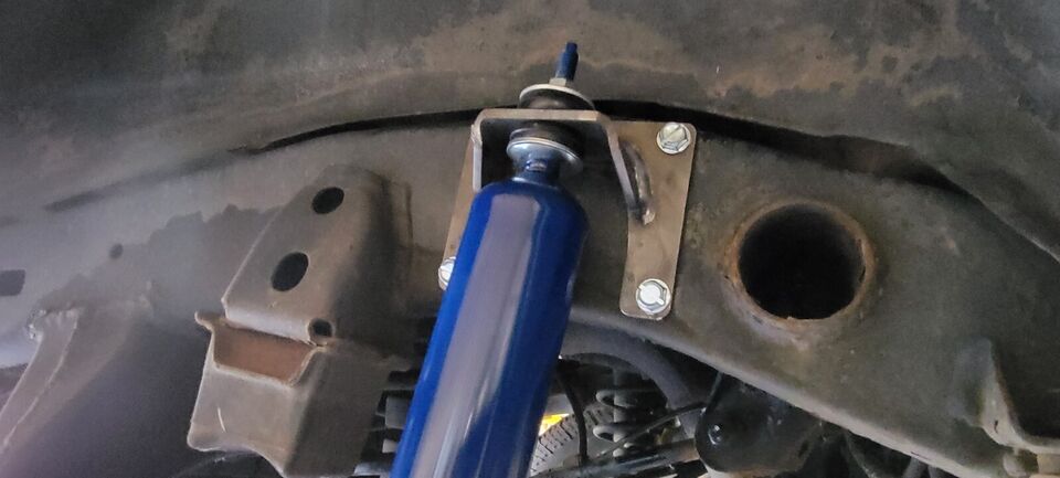 Toyota 4Runner 96-02 Rear Shock Mount Repair Kit